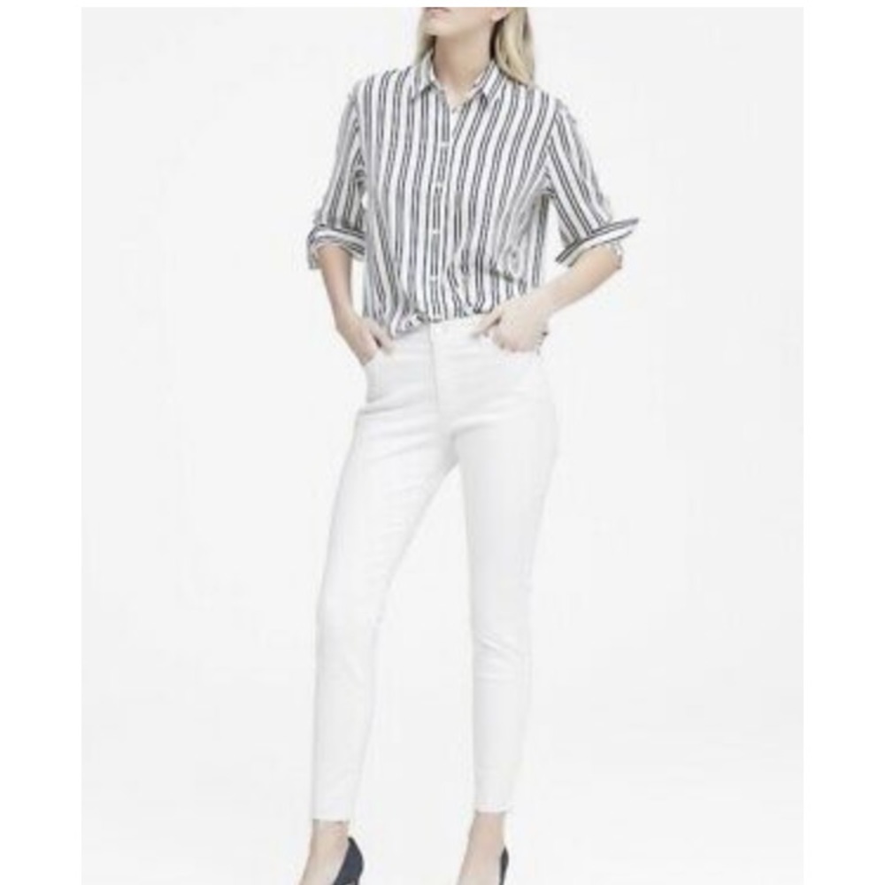 BR frayed hem white jeans mid rise